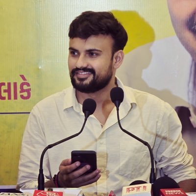 Dr Karan Barot🇮🇳🧹's profile picture
