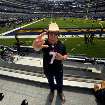 James Roy's profile picture