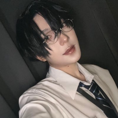 yourxmy's profile picture