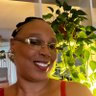 Angela Renalds 🌊🌊's profile picture