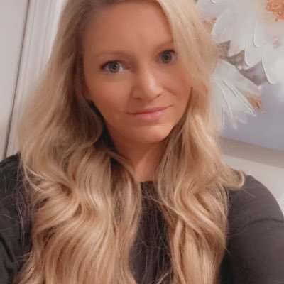 shmandalynn30's profile picture