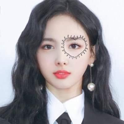 Nayeon Lesbian Protector's profile picture