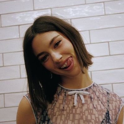 bisexuals for jjunie 💋's profile picture