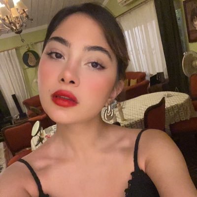 D's profile picture