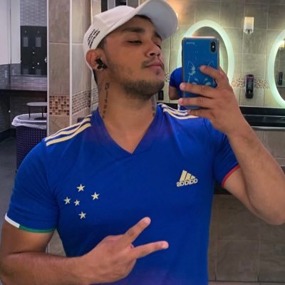 Hud ᶜᵉᶜ's profile picture
