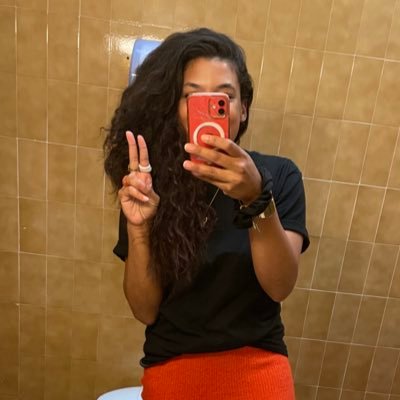 OuiCerCelia's profile picture