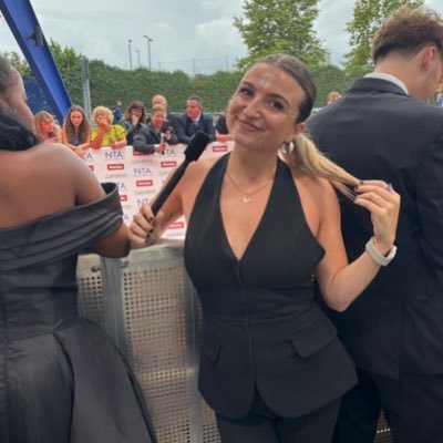 chloe 🌝's profile picture