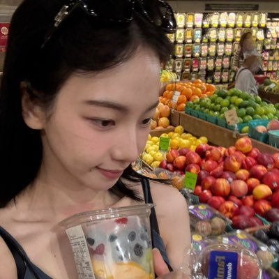 evibluu 🍋's profile picture