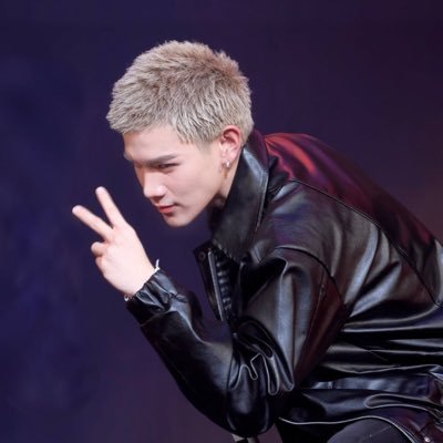 f.e.l.i.a ( fotfots’)'s profile picture