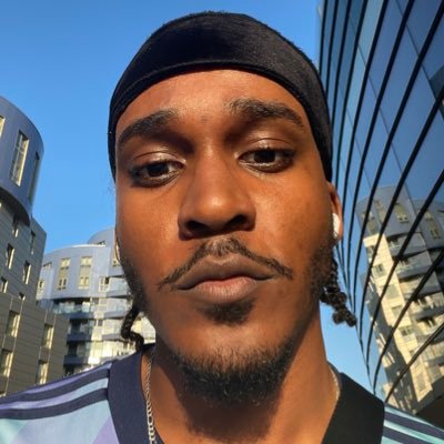 FullTimeTripp's profile picture