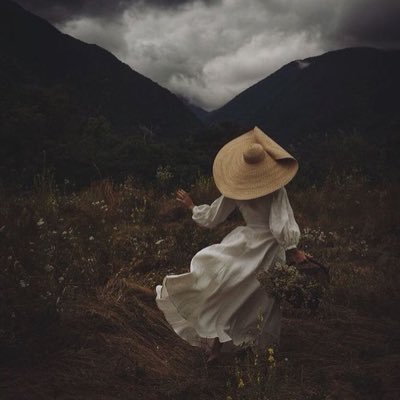 f.'s profile picture