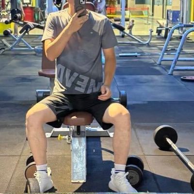 zhngzhng52551's profile picture
