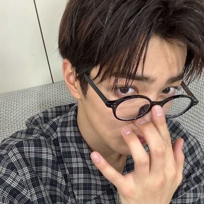 건호왕자님's profile picture