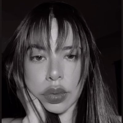 AmyEscoto's profile picture