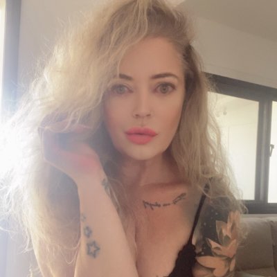 𝓨𝓸𝓾𝓻 𝓵𝓮𝓪𝓭𝓮𝓻 𝓡𝓸𝓼𝓪 18+ 👑's profile picture