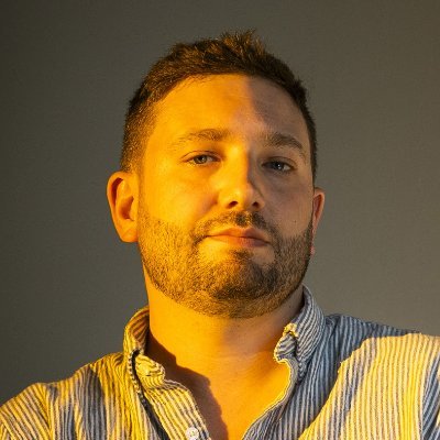 storytracer's profile picture