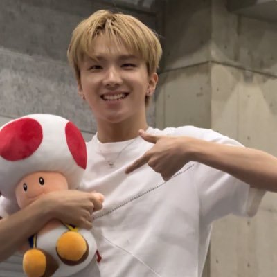 FERN_PANNAPAT's profile picture