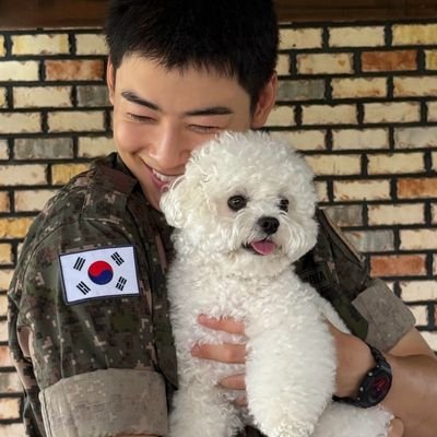 cielo🌙 ASTRO IS BACK's profile picture