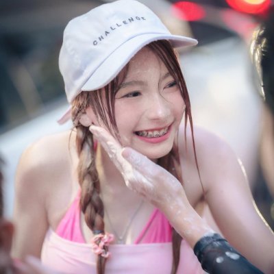 1Aaung's profile picture