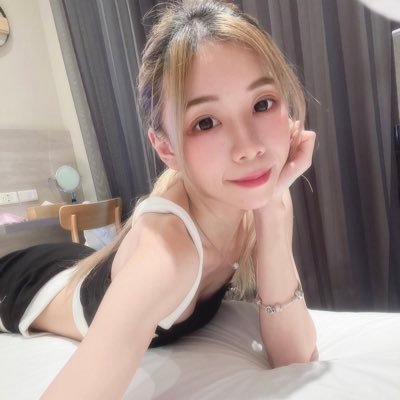 LaFeeTarde's profile picture
