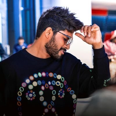 𝙈𝙖𝙣𝙞𝙠𝙖𝙣𝙩𝙖's profile picture