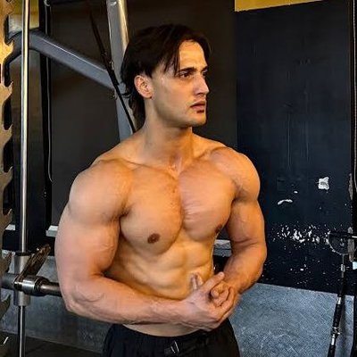 ħïm rïåz's profile picture