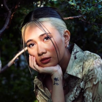 ChartsNiki's profile picture