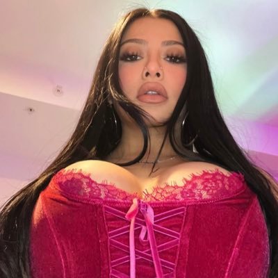 Yahaira's profile picture