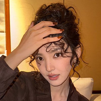 leedoohyuns's profile picture