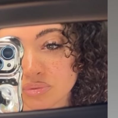 lexascending's profile picture