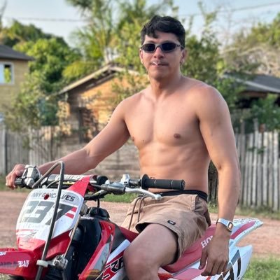 nmaykon8's profile picture