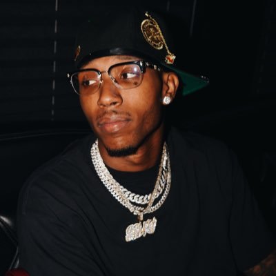 Silky 🦈's profile picture