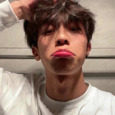 jingchng194990's profile picture