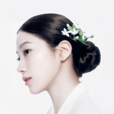 리세라필름's profile picture
