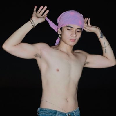 𝔤𝔲𝔢's profile picture