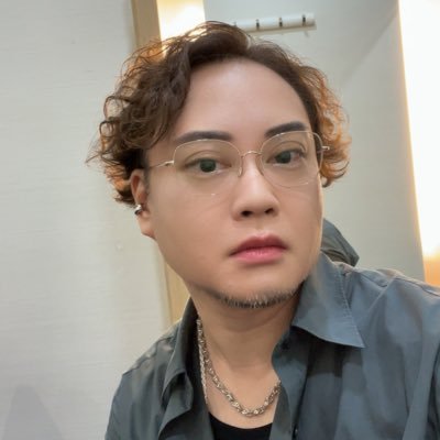 dRESS_avenew's profile picture