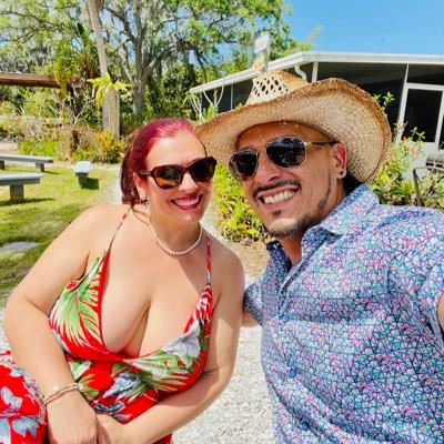 PeacockCouple's profile picture