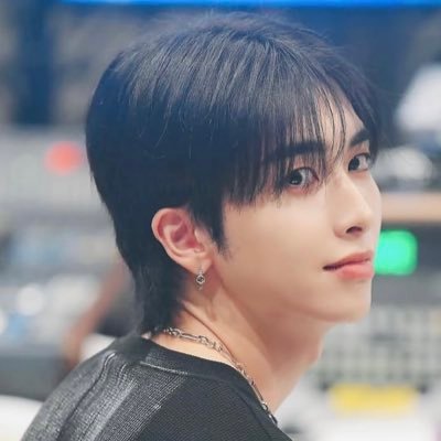 ᴘᴏsɪᴛɪᴠᴇ's profile picture