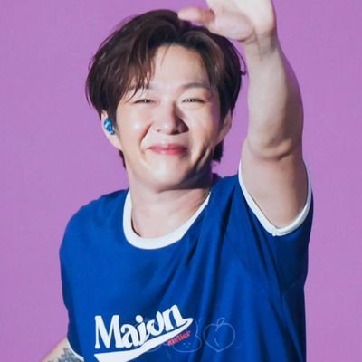 이뽀섭's profile picture