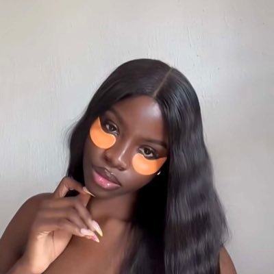 Brown eyed goat's profile picture