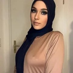 At Avrat Hijabb's profile picture