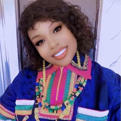 Ti Ntswa Lo's profile picture