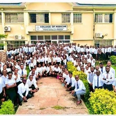 College Of Medicine UNEC (Students)'s profile picture