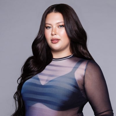 MICHELLE CARVALHO's profile picture
