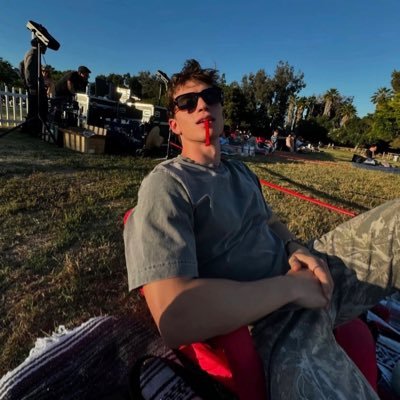 xiaoqisudashui's profile picture