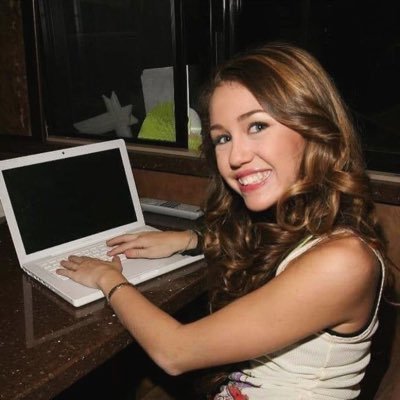 unpococlownn's profile picture