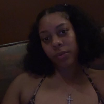 lotsofhoneyyy's profile picture