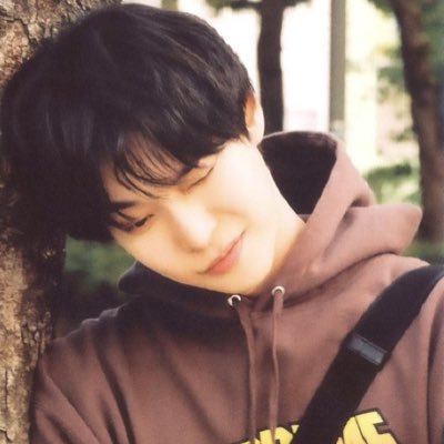 เฟบซังᵕ̈'s profile picture