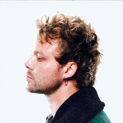 marts ☆'s profile picture