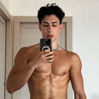 SarahGohunt's profile picture